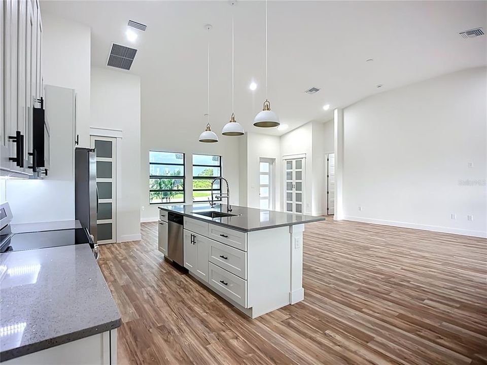 Active With Contract: $395,000 (3 beds, 2 baths, 2027 Square Feet)