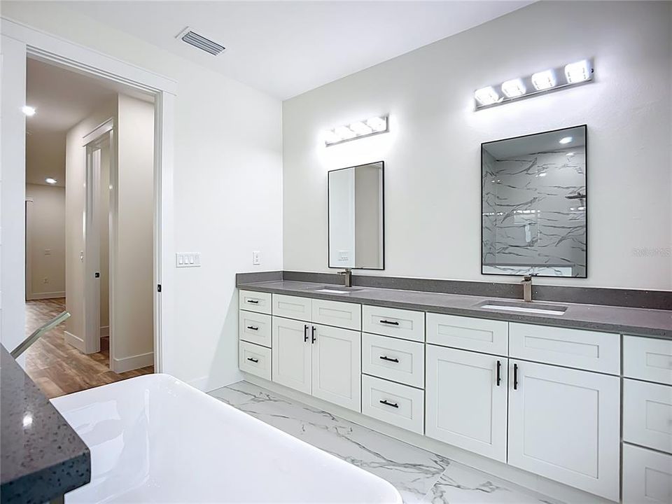 Active With Contract: $395,000 (3 beds, 2 baths, 2027 Square Feet)