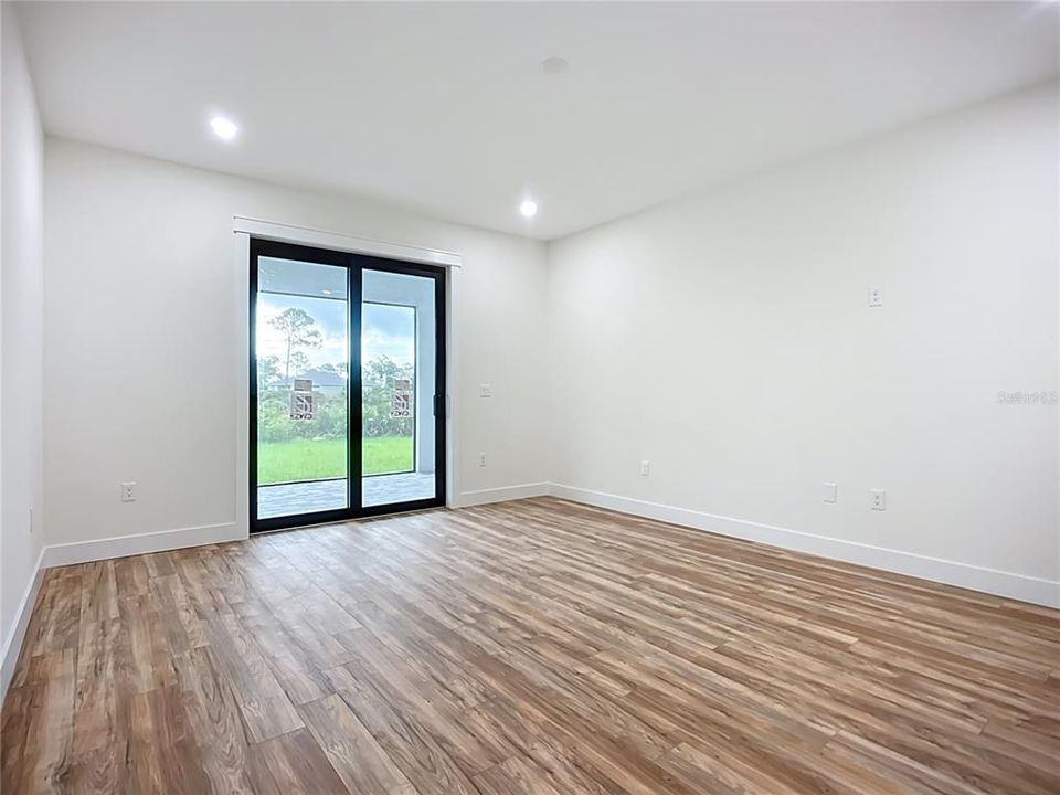 Active With Contract: $395,000 (3 beds, 2 baths, 2027 Square Feet)