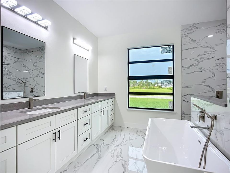 Active With Contract: $395,000 (3 beds, 2 baths, 2027 Square Feet)