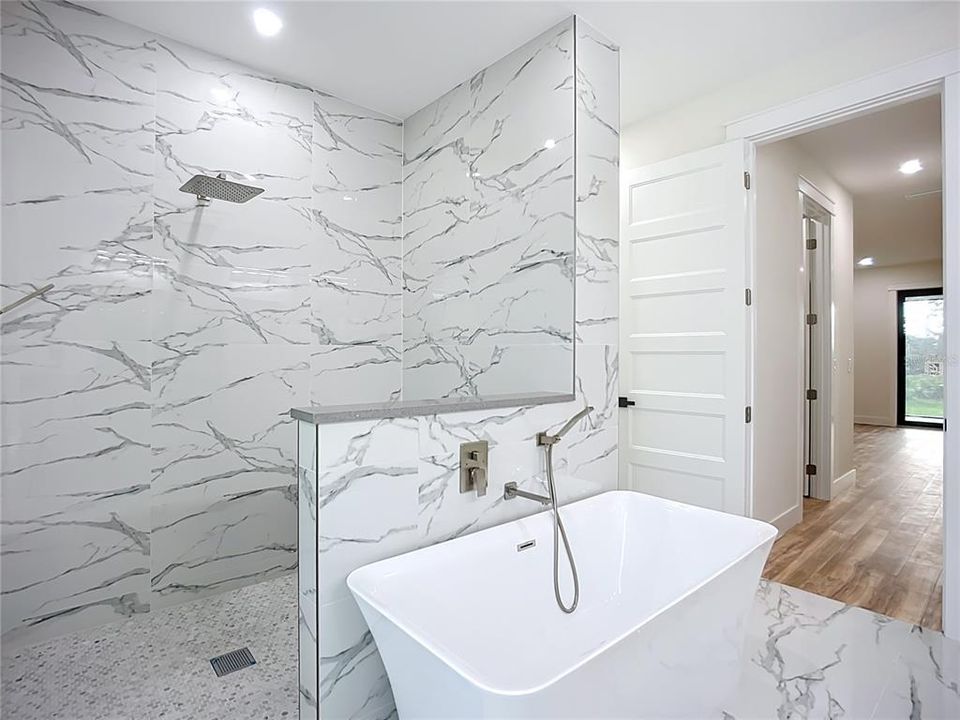 Active With Contract: $395,000 (3 beds, 2 baths, 2027 Square Feet)