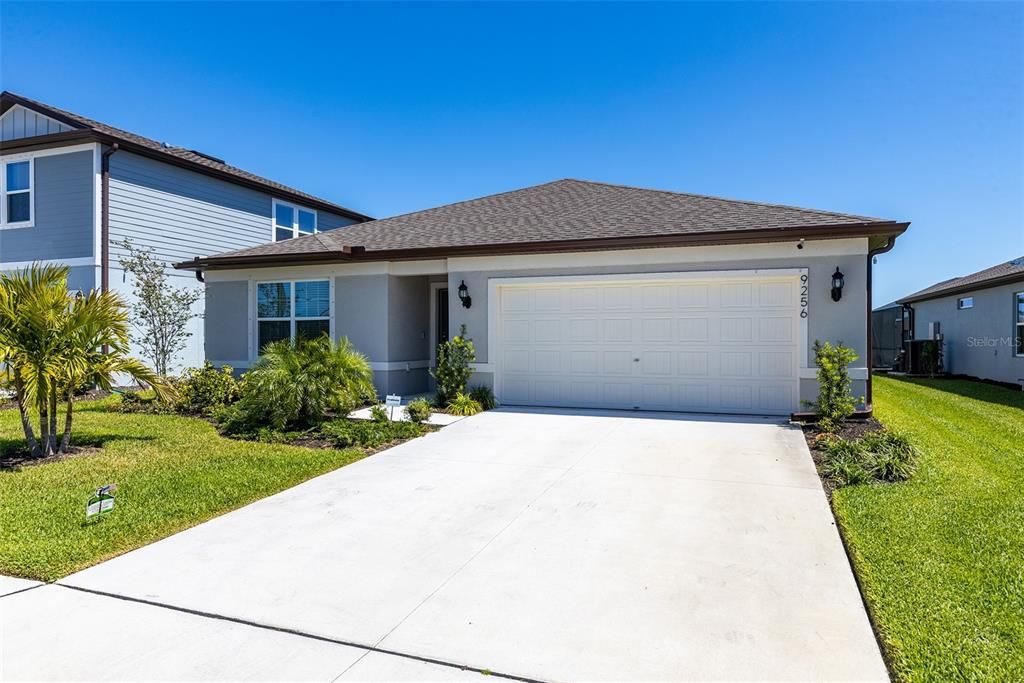 For Rent: $2,700 (4 beds, 2 baths, 1849 Square Feet)