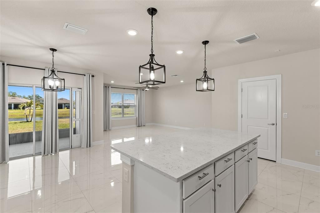 For Rent: $2,700 (4 beds, 2 baths, 1849 Square Feet)