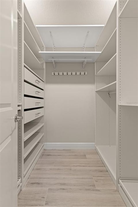 For Rent: $2,700 (4 beds, 2 baths, 1849 Square Feet)