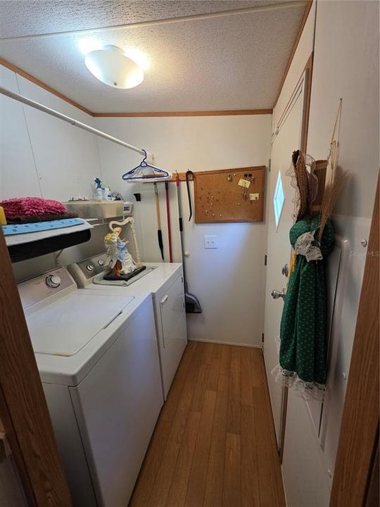 待售: $140,000 (2 贝兹, 2 浴室, 1056 平方英尺)