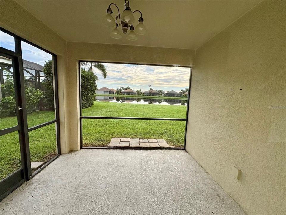 Под контрактом: $2,395 (3 спален, 2 ванн, 1980 Квадратных фут)