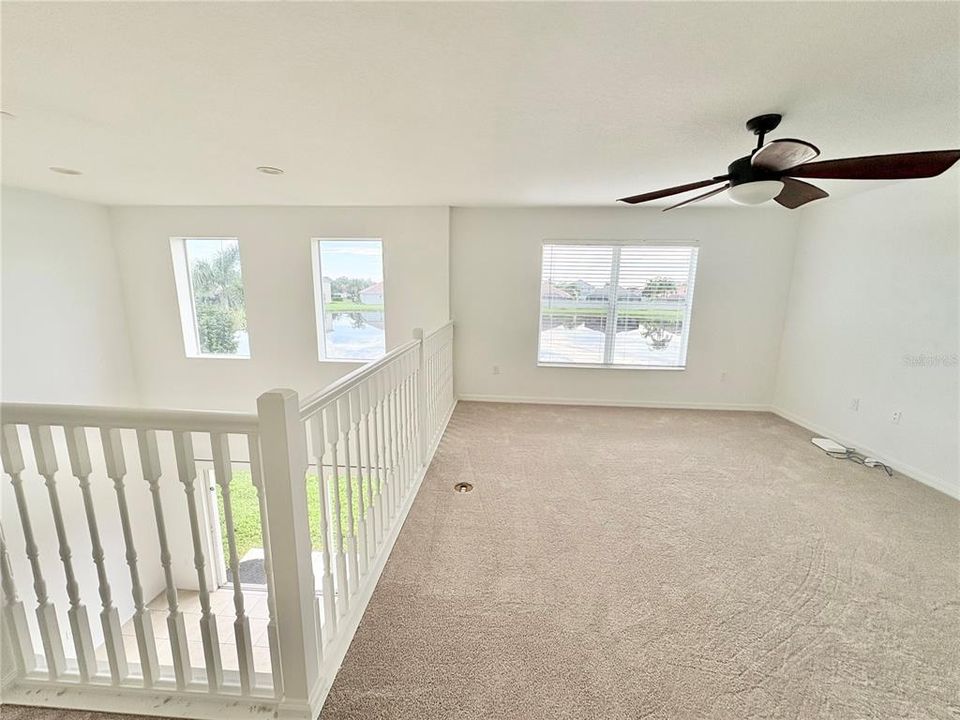 Под контрактом: $2,395 (3 спален, 2 ванн, 1980 Квадратных фут)