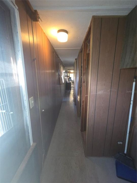 Active With Contract: $150,000 (2 beds, 1 baths, 672 Square Feet)