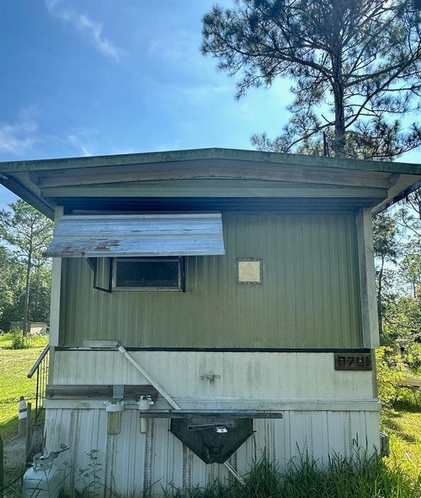 Active With Contract: $150,000 (2 beds, 1 baths, 672 Square Feet)