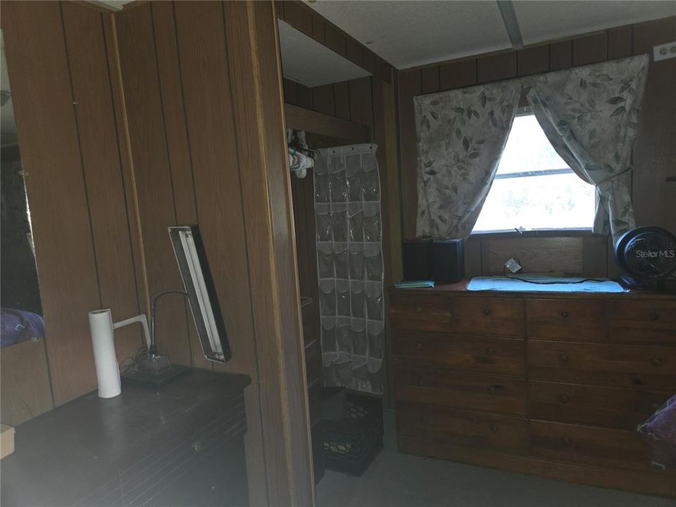 Active With Contract: $150,000 (2 beds, 1 baths, 672 Square Feet)