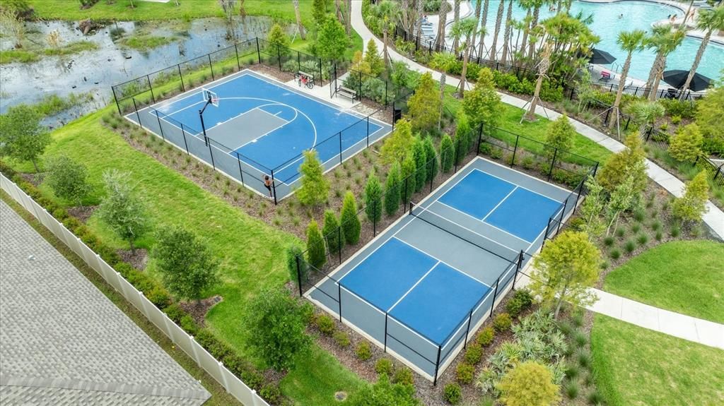 For Rent: $2,600 (5 beds, 3 baths, 2522 Square Feet)