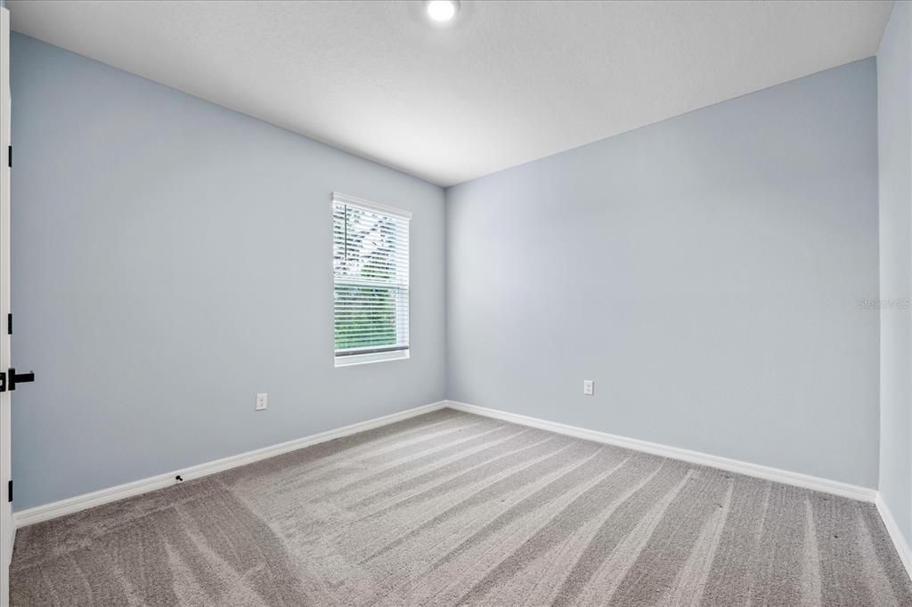 For Rent: $2,600 (5 beds, 3 baths, 2522 Square Feet)