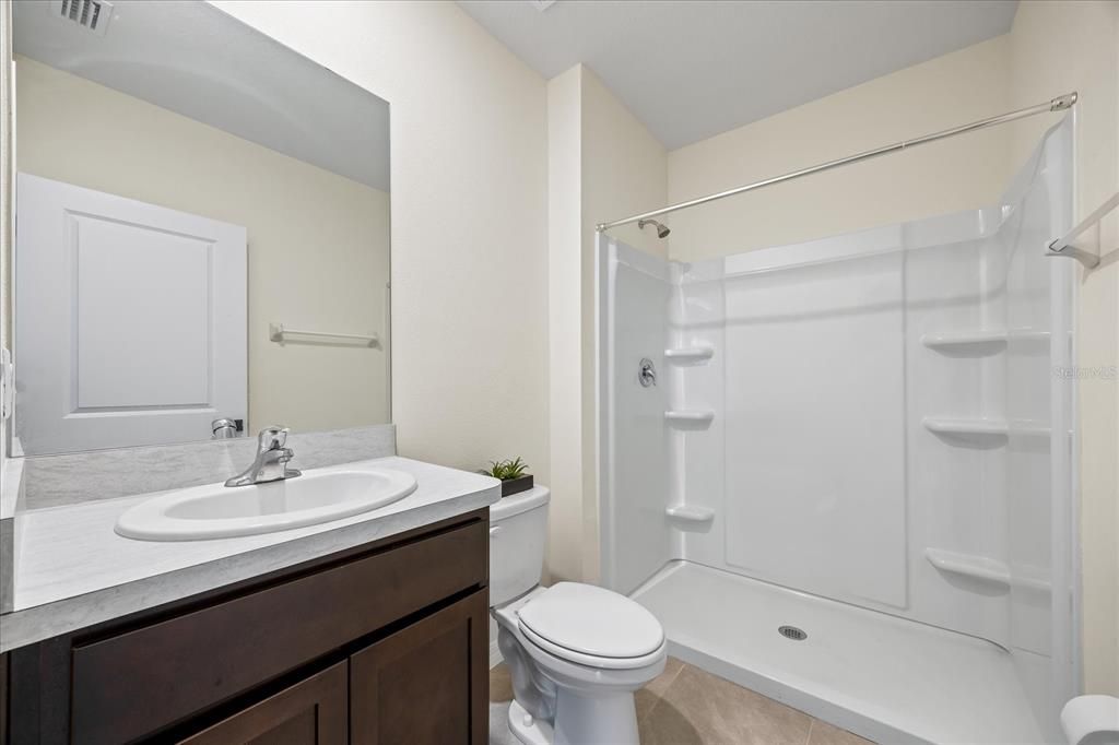 For Rent: $2,600 (5 beds, 3 baths, 2522 Square Feet)