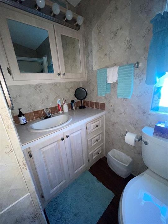 For Sale: $255,000 (2 beds, 2 baths, 492 Square Feet)