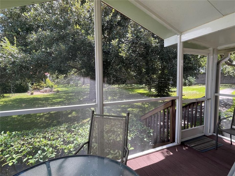 For Sale: $255,000 (2 beds, 2 baths, 492 Square Feet)