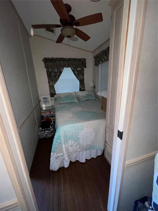 For Sale: $255,000 (2 beds, 2 baths, 492 Square Feet)