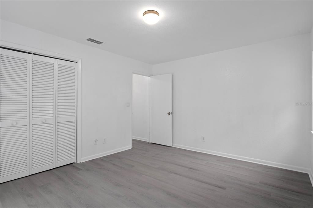 待售: $434,345 (3 贝兹, 2 浴室, 2303 平方英尺)