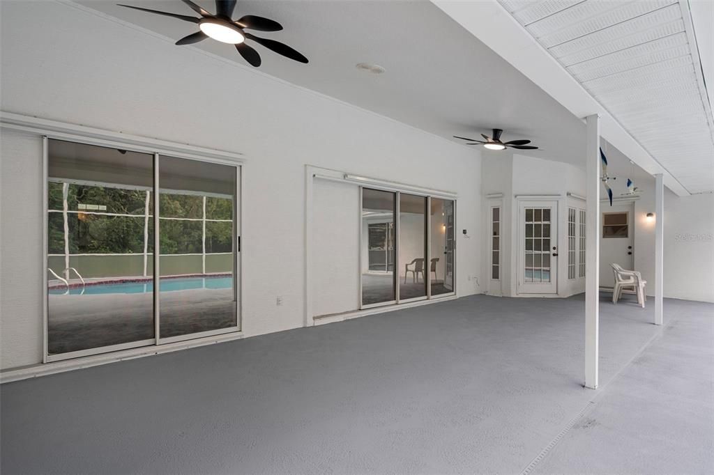 待售: $434,345 (3 贝兹, 2 浴室, 2303 平方英尺)