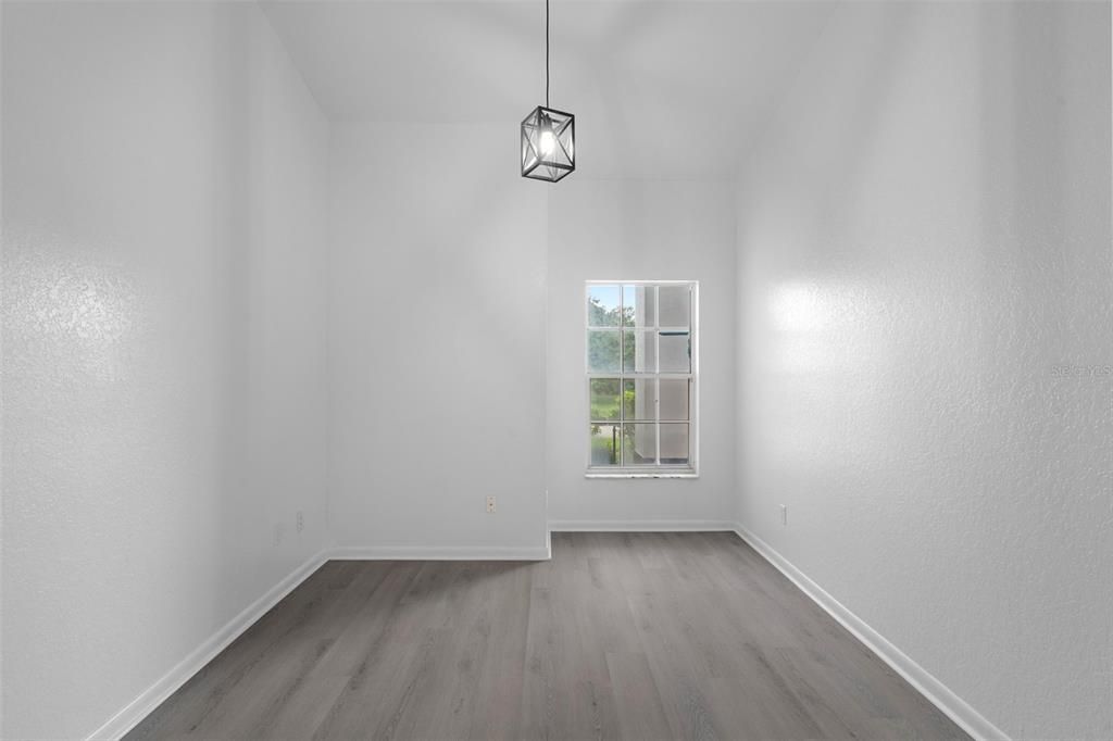 待售: $434,345 (3 贝兹, 2 浴室, 2303 平方英尺)