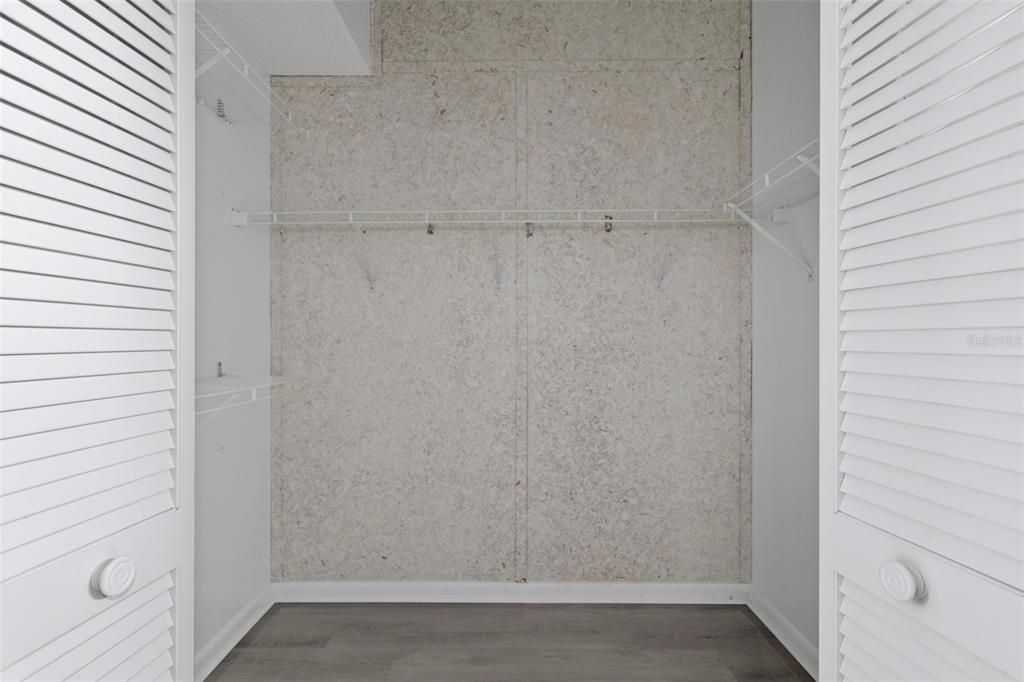 待售: $434,345 (3 贝兹, 2 浴室, 2303 平方英尺)