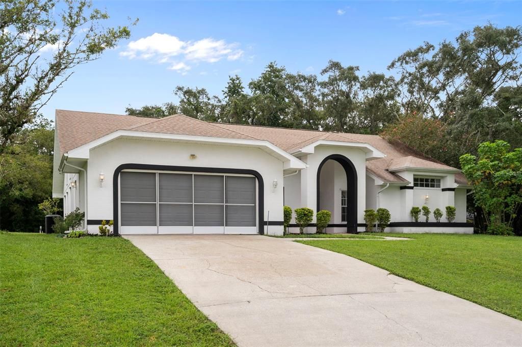 待售: $434,345 (3 贝兹, 2 浴室, 2303 平方英尺)