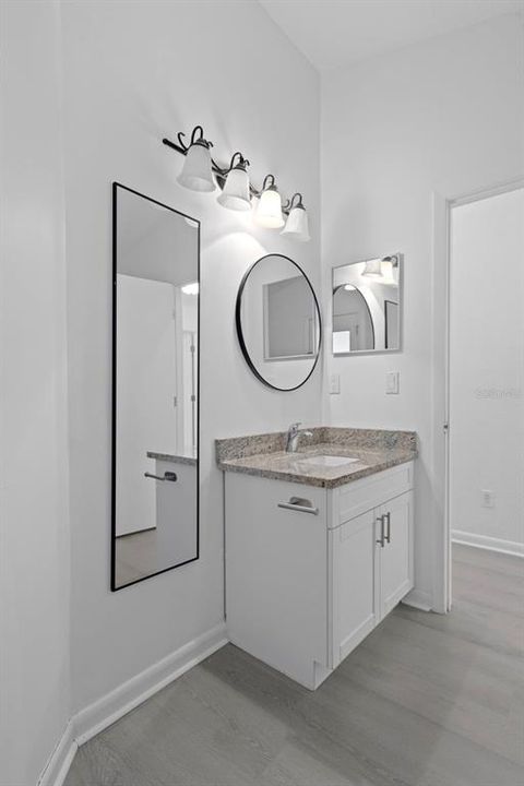 待售: $434,345 (3 贝兹, 2 浴室, 2303 平方英尺)