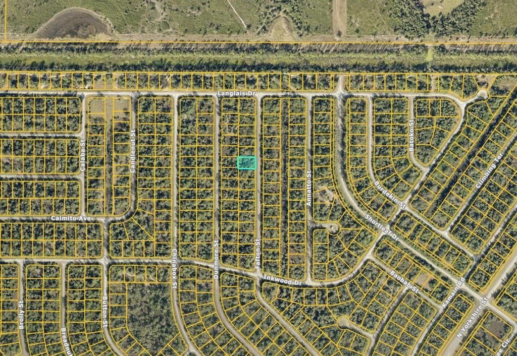 En Venta: $8,800 (0.23 acres)