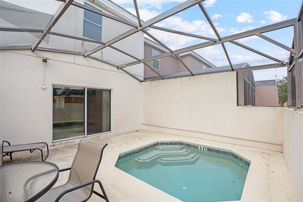 For Sale: $335,990 (3 beds, 2 baths, 1295 Square Feet)