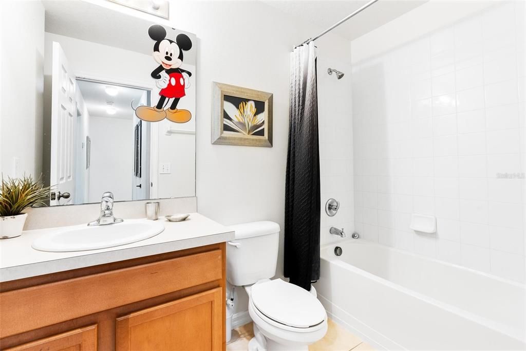 For Sale: $335,990 (3 beds, 2 baths, 1295 Square Feet)