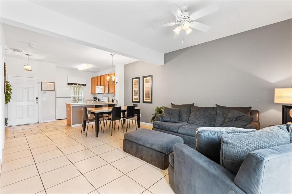 For Sale: $335,990 (3 beds, 2 baths, 1295 Square Feet)