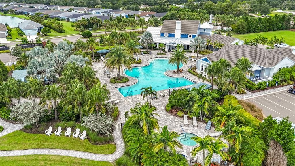 合同活跃: $599,900 (4 贝兹, 2 浴室, 2425 平方英尺)