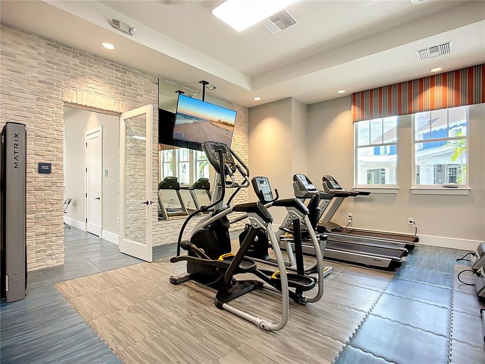 合同活跃: $599,900 (4 贝兹, 2 浴室, 2425 平方英尺)