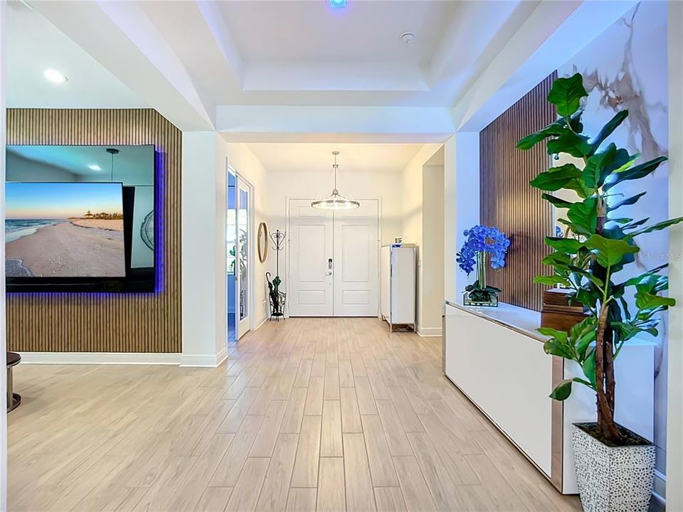 合同活跃: $599,900 (4 贝兹, 2 浴室, 2425 平方英尺)