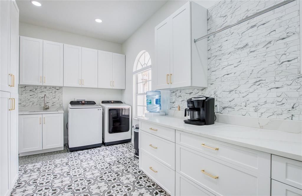 For Sale: $1,450,000 (4 beds, 3 baths, 3138 Square Feet)