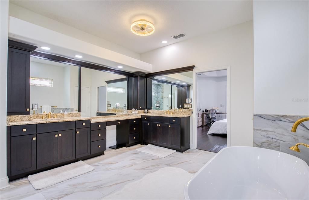 For Sale: $1,450,000 (4 beds, 3 baths, 3138 Square Feet)