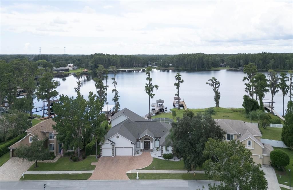 For Sale: $1,450,000 (4 beds, 3 baths, 3138 Square Feet)