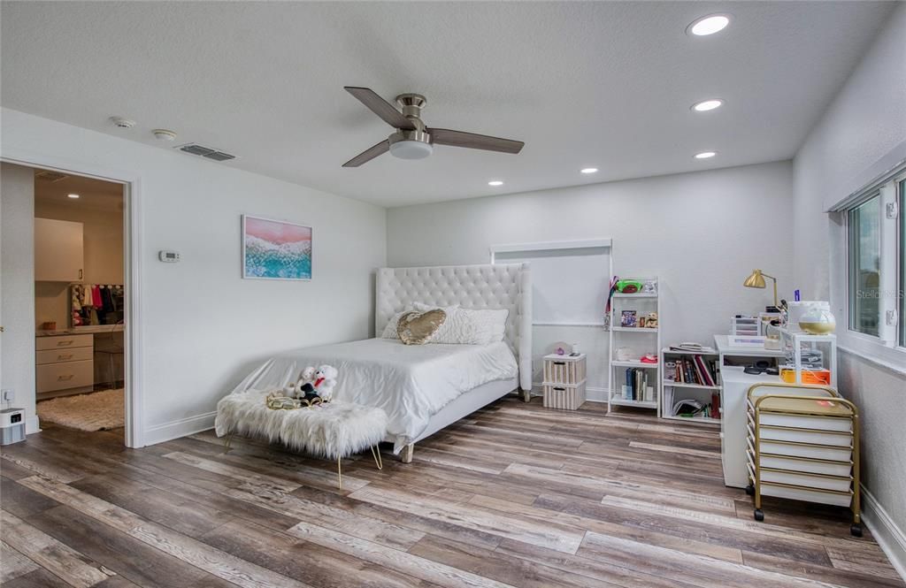 For Sale: $1,450,000 (4 beds, 3 baths, 3138 Square Feet)