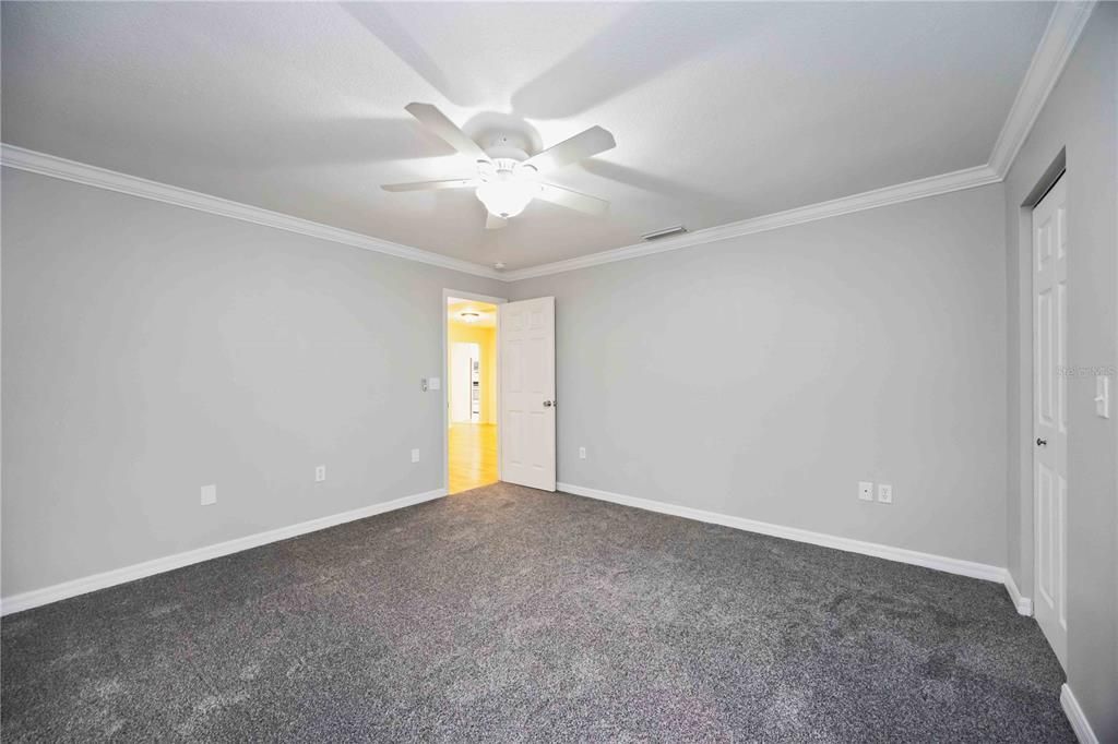 出租: $3,100 (3 贝兹, 2 浴室, 1890 平方英尺)