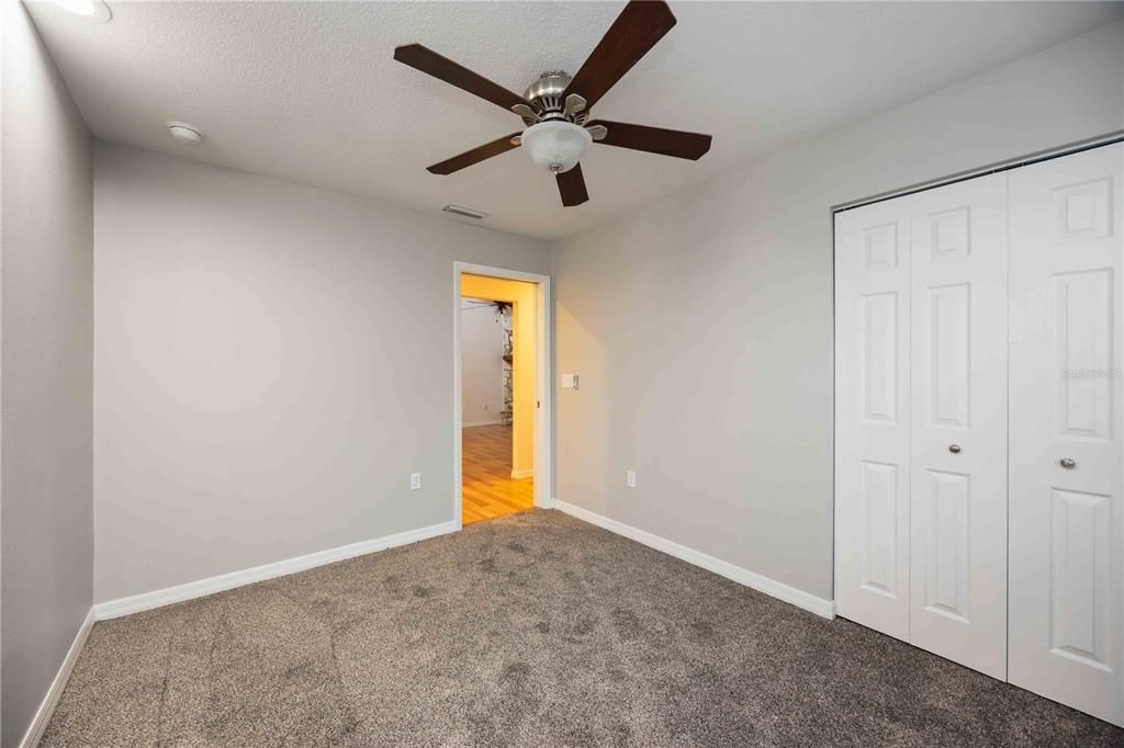 出租: $3,100 (3 贝兹, 2 浴室, 1890 平方英尺)