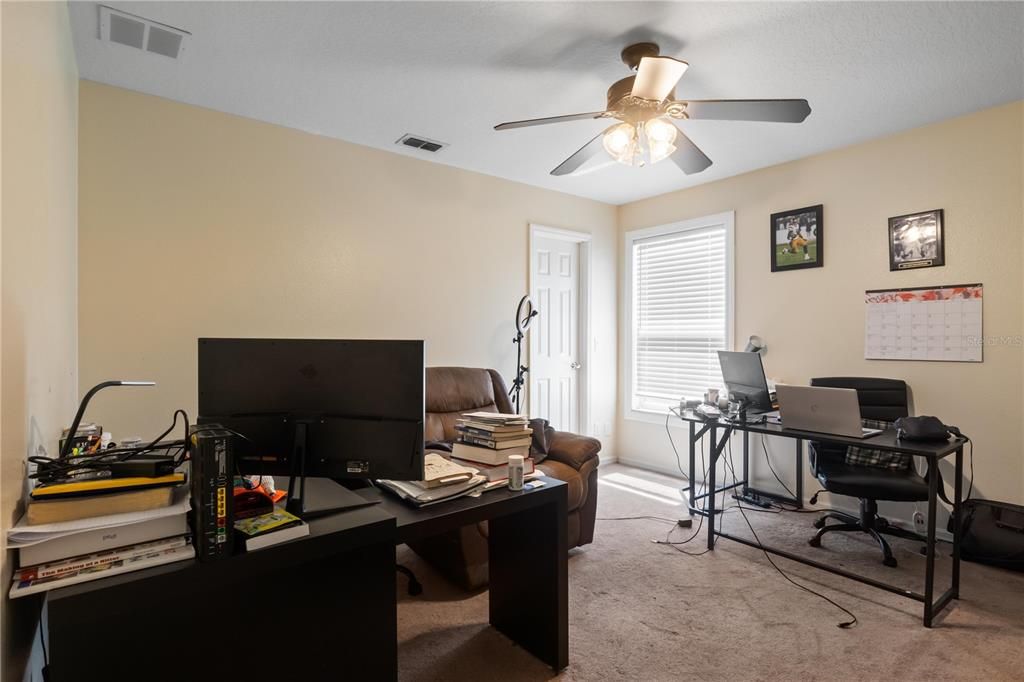 Active With Contract: $549,000 (6 beds, 4 baths, 3514 Square Feet)