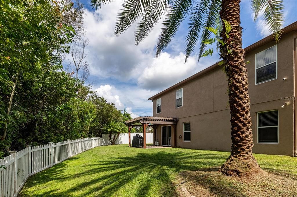 Active With Contract: $549,000 (6 beds, 4 baths, 3514 Square Feet)