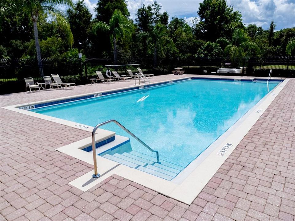 Active With Contract: $549,000 (6 beds, 4 baths, 3514 Square Feet)