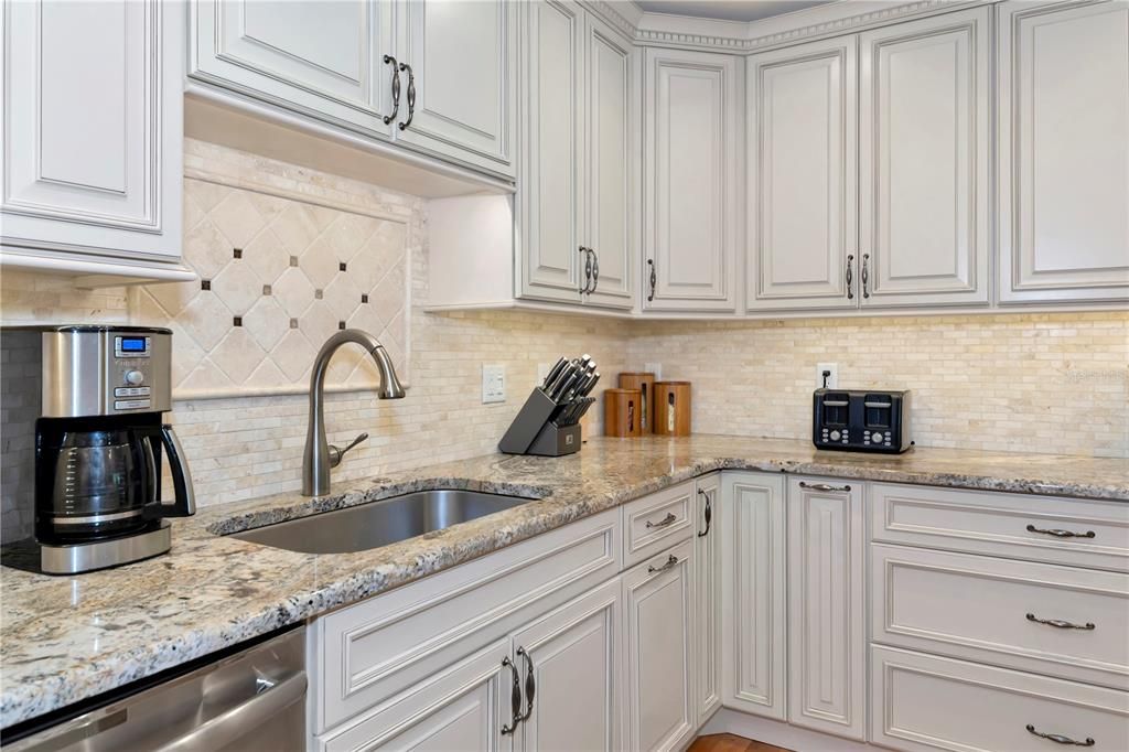 For Sale: $1,449,000 (5 beds, 3 baths, 3284 Square Feet)