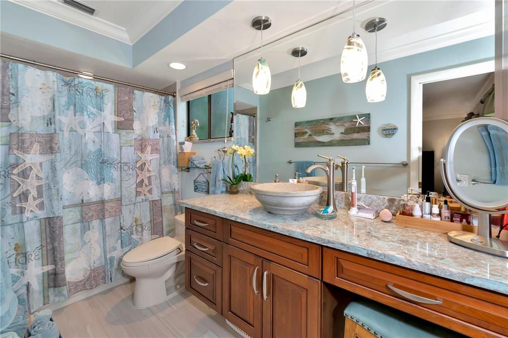 For Sale: $1,449,000 (5 beds, 3 baths, 3284 Square Feet)