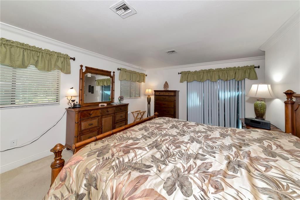 For Sale: $1,449,000 (5 beds, 3 baths, 3284 Square Feet)