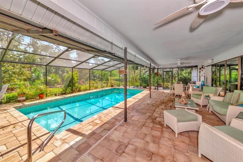 For Sale: $1,449,000 (5 beds, 3 baths, 3284 Square Feet)