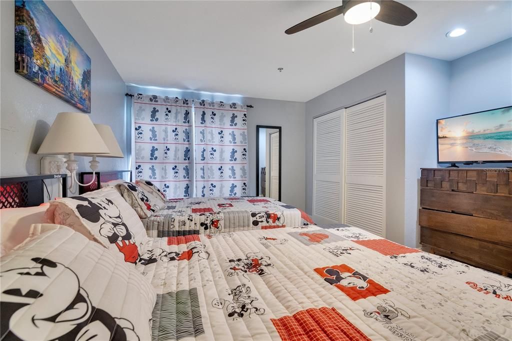 For Sale: $150,000 (1 beds, 1 baths, 648 Square Feet)