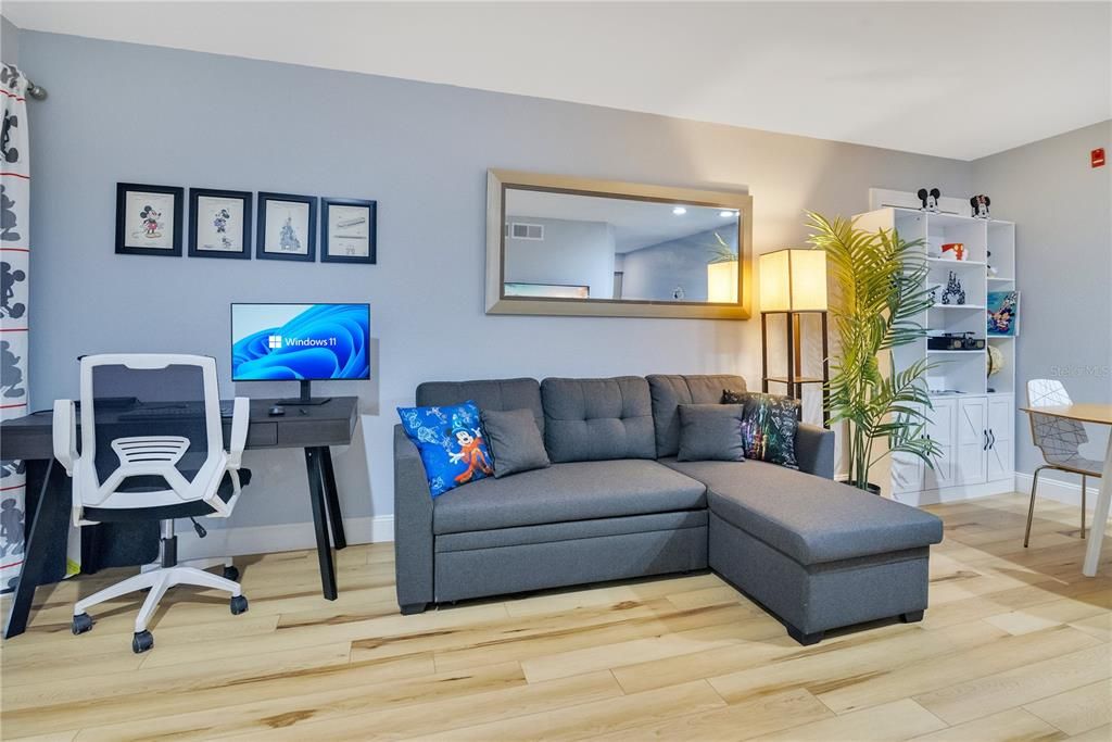 For Sale: $150,000 (1 beds, 1 baths, 648 Square Feet)