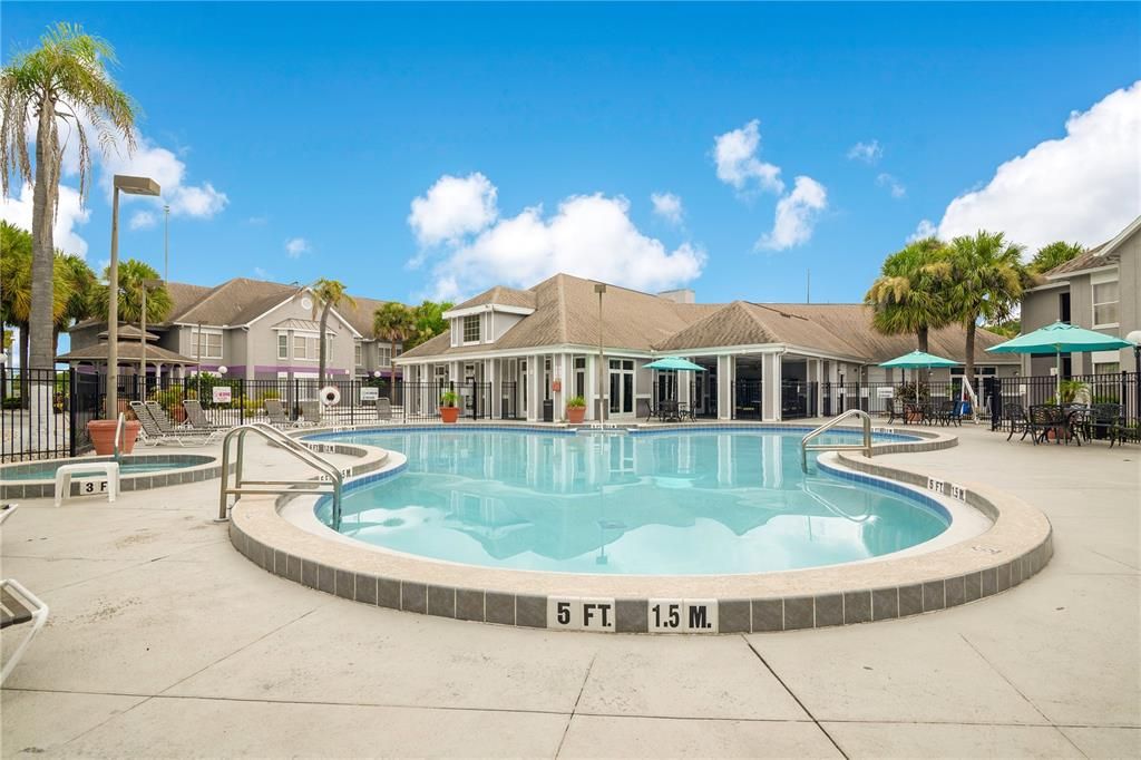 For Sale: $150,000 (1 beds, 1 baths, 648 Square Feet)