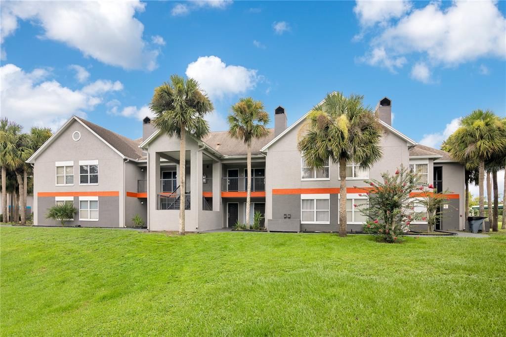 For Sale: $150,000 (1 beds, 1 baths, 648 Square Feet)